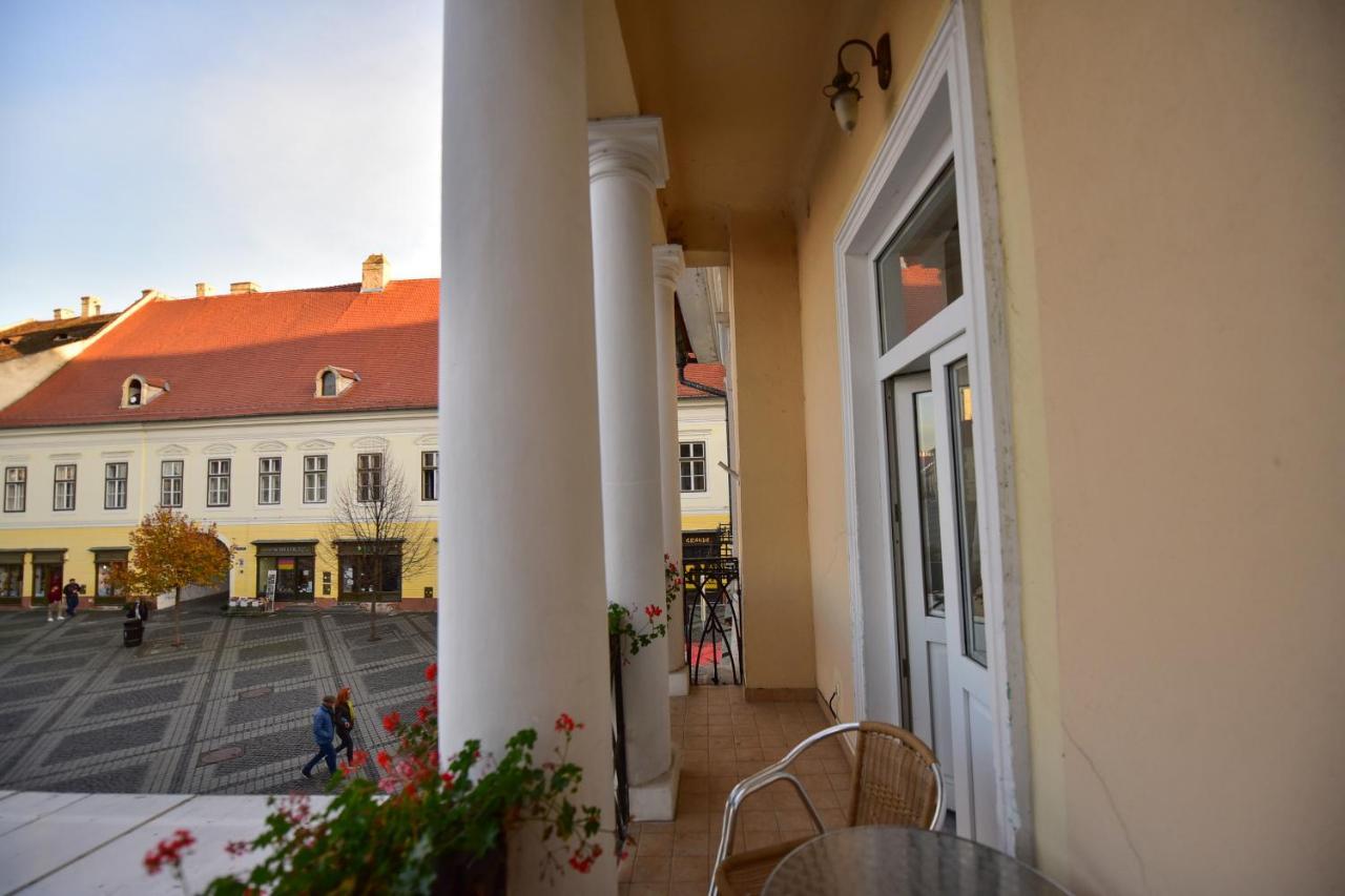 Sibiu Main Square Apartments Exterior photo